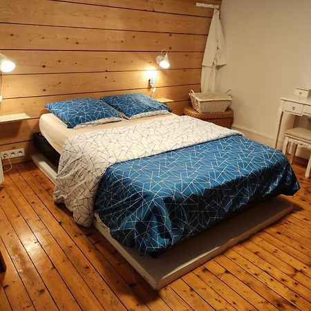 Chambres D'Hotes De Charme Sur Ле-Ман Екстер'єр фото